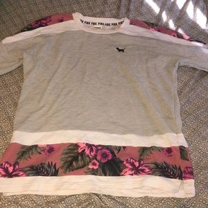 VS Pink Crewneck